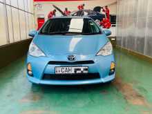 Toyota AQUA G GRADE 2014 Car
