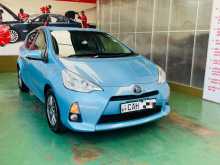 https://riyasewana.com/uploads/toyota-aqua-g-2014-121445612972.jpg