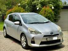 Toyota Aqua G Grade 2013 Car
