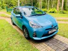 https://riyasewana.com/uploads/toyota-aqua-g-2014-127513012893.jpg