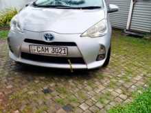 Toyota Aqua G Grade 2014 Car
