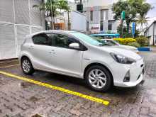 https://riyasewana.com/uploads/toyota-aqua-g-2014-1711251912782.jpg