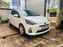 Toyota Aqua G Grade 2014 Car