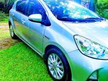 https://riyasewana.com/uploads/toyota-aqua-g-2014-1818453412053.jpg