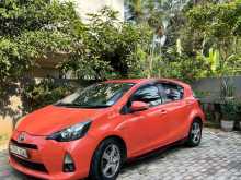 Toyota Aqua G Grade 2014 Car