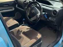 https://riyasewana.com/uploads/toyota-aqua-g-2014-2214585412034.jpg