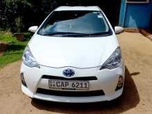 Toyota AQUA G Grade 2014 Car