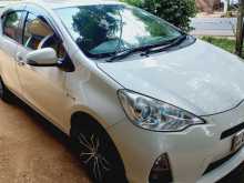 https://riyasewana.com/uploads/toyota-aqua-g-2014-249340712642.jpg