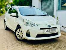 https://riyasewana.com/uploads/toyota-aqua-g-2014-79463912262.jpg