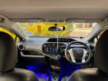 https://riyasewana.com/uploads/toyota-aqua-g-2014-79463912313.jpg