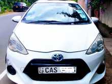 Toyota Aqua G Grade 2015 Car