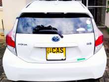 https://riyasewana.com/uploads/toyota-aqua-g-2015-2621000712892.jpg