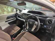 https://riyasewana.com/uploads/toyota-aqua-g-2015-923314812994.jpg