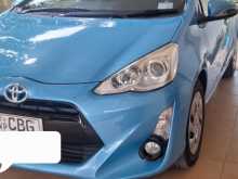 https://riyasewana.com/uploads/toyota-aqua-g-2017-311034612692.jpg
