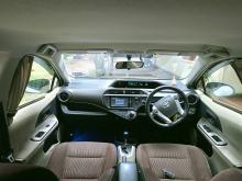 https://riyasewana.com/uploads/toyota-aqua-g-208094717166.jpg