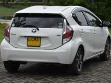 https://riyasewana.com/uploads/toyota-aqua-g-21103211275.jpg