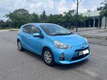 Toyota Aqua G Grade 2013 Car