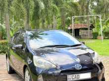 Toyota Aqua G Grade 2013 Car