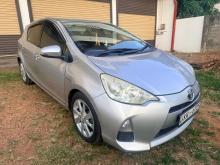 Toyota Aqua G Grade 2012 Car