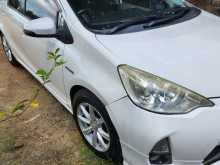 Toyota Aqua G Grade 2013 Car
