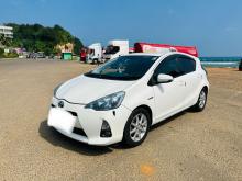 Toyota Aqua G Grade 2013 Car