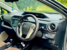 https://riyasewana.com/uploads/toyota-aqua-g-271926376795.jpg