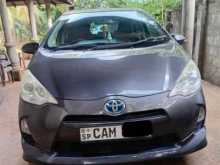 Toyota Aqua G Grade 2012 Car