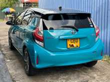 https://riyasewana.com/uploads/toyota-aqua-g-281236224452.jpg