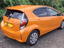 https://riyasewana.com/uploads/toyota-aqua-g-288541517733.jpg