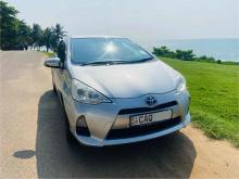 https://riyasewana.com/uploads/toyota-aqua-g-2916184624383.jpg