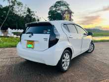 https://riyasewana.com/uploads/toyota-aqua-g-41427454173.jpg