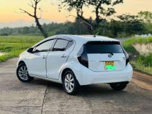 https://riyasewana.com/uploads/toyota-aqua-g-41428426214.jpg