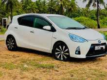 https://riyasewana.com/uploads/toyota-aqua-g-49272222332.jpg
