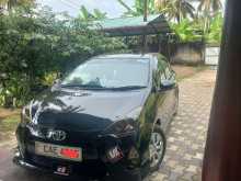 Toyota AQUA G Grade 2013 Car