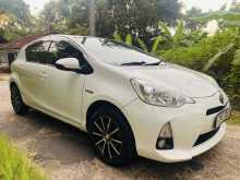 https://riyasewana.com/uploads/toyota-aqua-g-511483222142.jpg