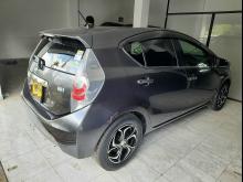 https://riyasewana.com/uploads/toyota-aqua-g-615554917626.jpg