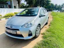 https://riyasewana.com/uploads/toyota-aqua-g-618580822883.jpg