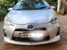 Toyota Aqua G Grade 2012 Car