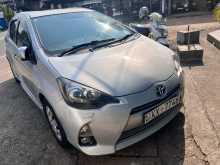 https://riyasewana.com/uploads/toyota-aqua-g-7215602384.jpg