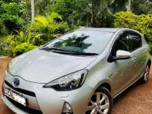Toyota Aqua G Grade 2014 Car