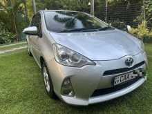 Toyota Aqua G Grade 2012 Car