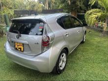 https://riyasewana.com/uploads/toyota-aqua-g-920284524691.jpg