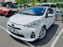 Toyota AQUA G GRADE 2012 Car