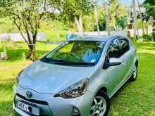 Toyota Aqua G Grade 2012 Car