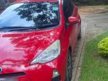Toyota Aqua G Grade 2013 Car