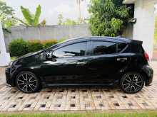 https://riyasewana.com/uploads/toyota-aqua-gs-167412322123.jpg