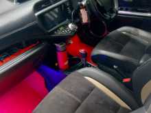 https://riyasewana.com/uploads/toyota-aqua-gs-2015-112250712163.jpg