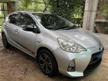 https://riyasewana.com/uploads/toyota-aqua-limited-3019211022323.jpg