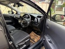 https://riyasewana.com/uploads/toyota-aqua-new-1114132617326.jpg