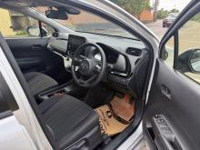 https://riyasewana.com/uploads/toyota-aqua-new-1821192217225.jpg